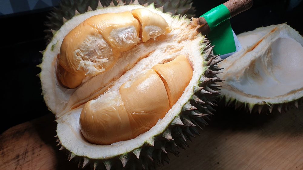 gia-sau-rieng-ngay-7-6-4