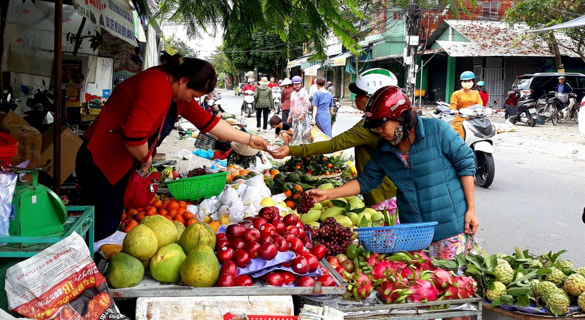 gia-trai-cay-ngay-22-6